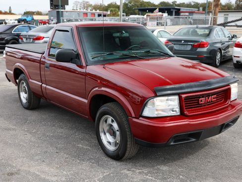 Used 2000 GMC Sonoma SLS w/ SLS Super Spec Pkg 1 image 15