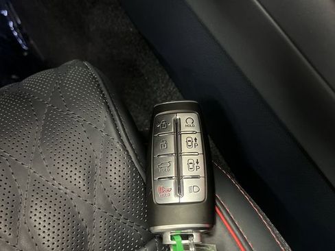 Used 2025 Genesis GV70 3.5T Sport w/ Sport Advanced Package image 29