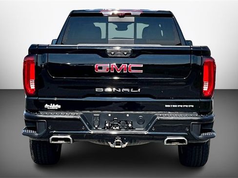 Used 2022 GMC Sierra 1500 Denali image 4
