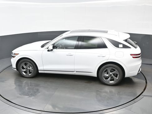 New 2026 Genesis GV70 2.5T Advanced image 22