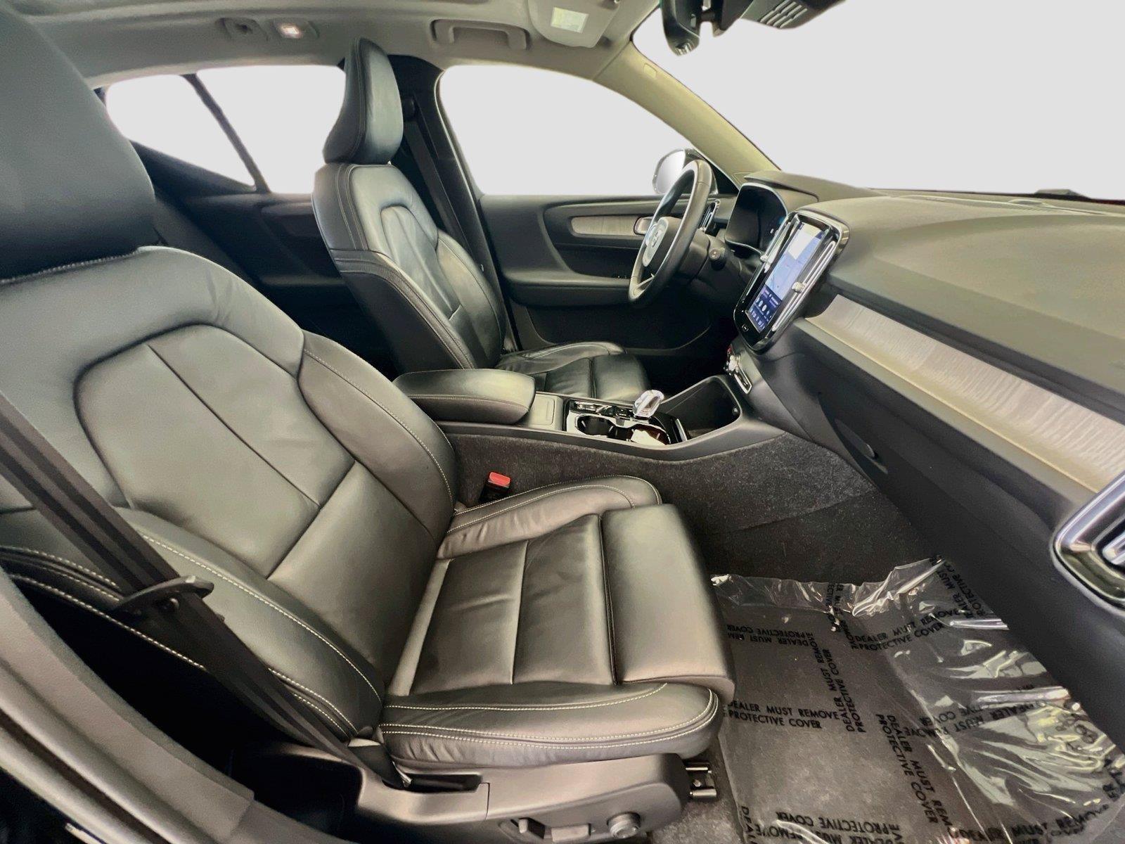 Used 2023 Volvo XC40 B5 Ultimate w/ Protection Package Premier AWD/4WD image 28