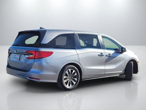 Used 2023 Honda Odyssey EX-L image 4
