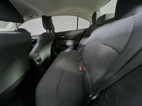 Used 2020 Toyota Corolla LE image 28