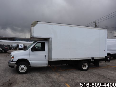 Used 2015 Ford E-450 and Econoline 450 Super Duty w/ Power Windows & Locks Group image 7