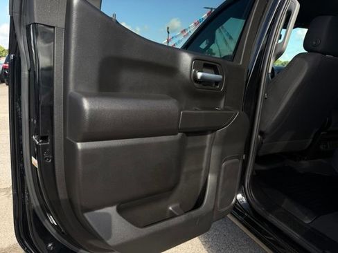 Used 2021 Chevrolet Silverado 1500 Custom Trail Boss AWD/4WD image 18