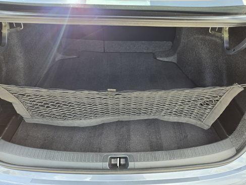 Used 2025 Toyota Corolla LE FWD image 28