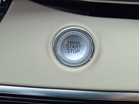 Used 2022 Genesis GV70 2.5T w/ Select Package image 29