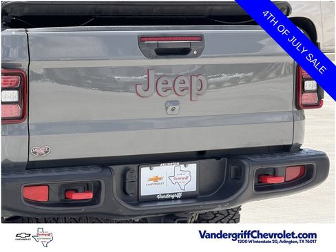 Used 2023 Jeep Gladiator Rubicon w/ LED Lighting Group AWD/4WD image 6