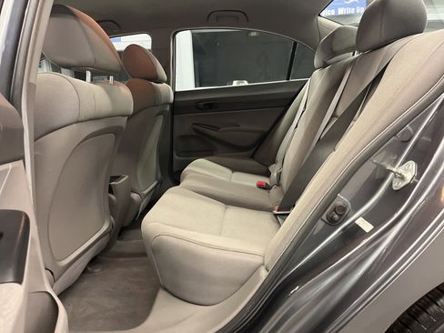 Used 2011 Honda Civic DX-VP image 27