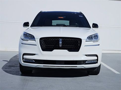 Certified 2023 Lincoln Aviator Black Label image 2