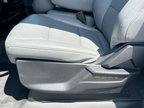 Used 2023 Ford F150 XL RWD image 8