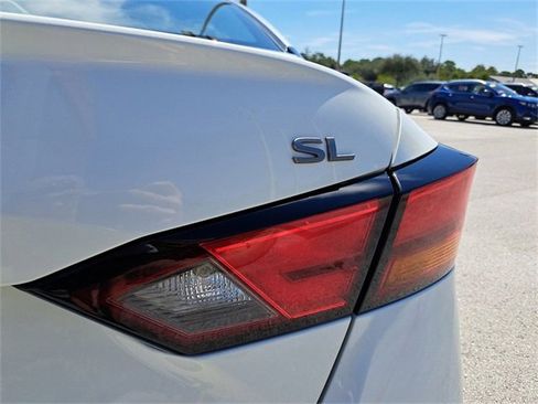 New 2025 Nissan Altima 2.5 SL image 22