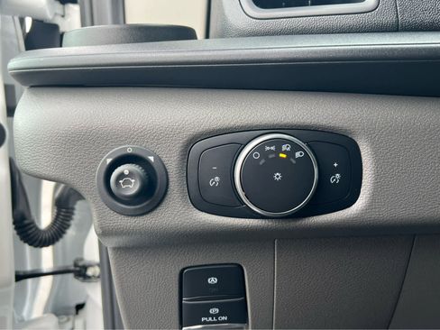 New 2026 Ford Transit 350 148 Medium Roof AWD image 23