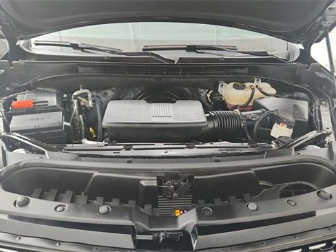 Certified 2024 Cadillac Escalade Premium Luxury image 25