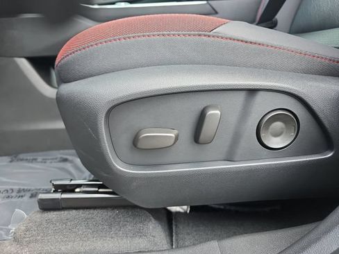 New 2027 Chevrolet Equinox RS w/ LPO, Floor Liner Package AWD/4WD image 30
