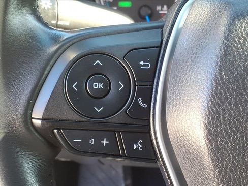 Used 2021 Toyota Venza LE image 22