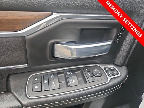 Used 2024 RAM 2500 Laramie image 23