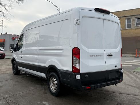 Used 2019 Ford Transit 150 image 6
