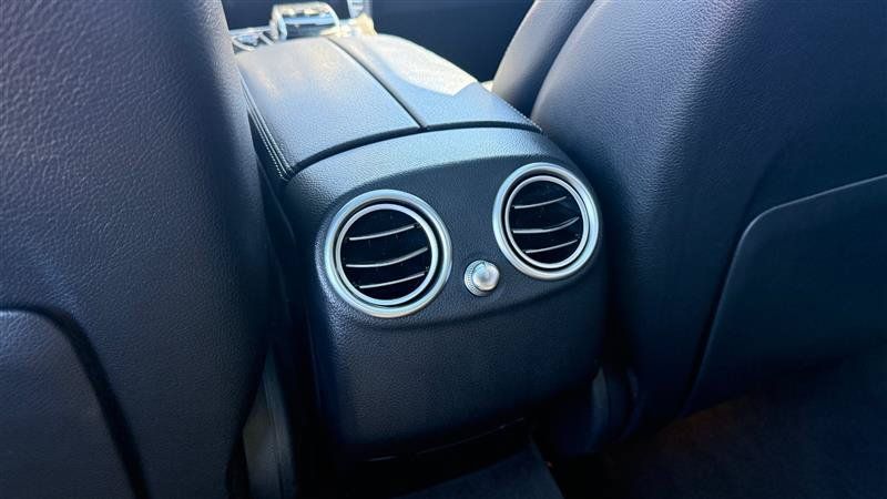 Used 2018 Mercedes-Benz GLC 63 AMG 4MATIC image 22