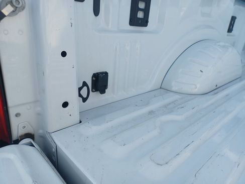 Used 2025 Ford F250 XL w/ XL Chrome Package image 9