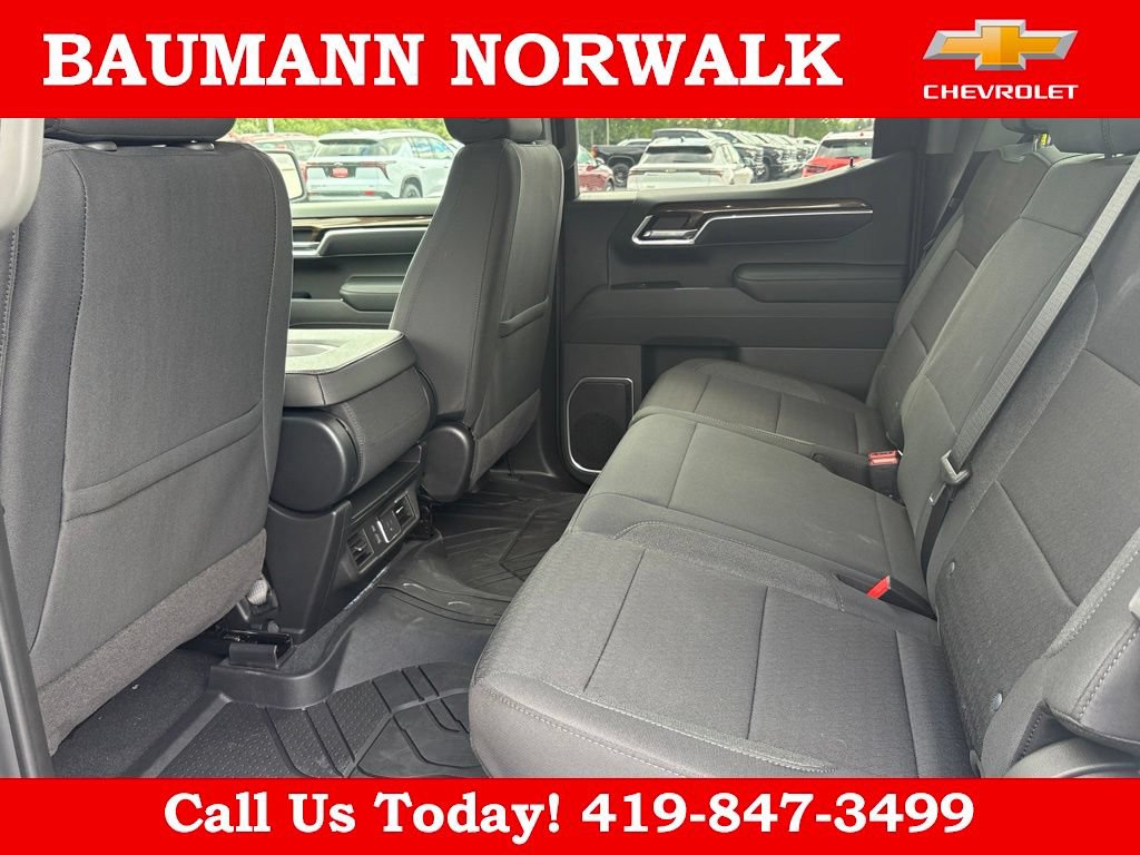 Used 2026 Chevrolet Silverado 1500 RST w/ LPO, Dark Essentials Package AWD/4WD image 39