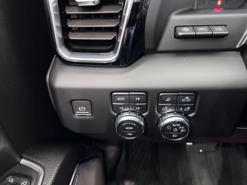 Certified 2024 GMC Sierra 1500 Denali w/ Denali Reserve Package AWD/4WD image 25