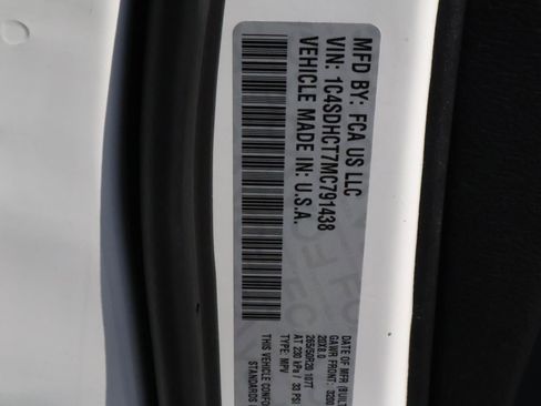 Used 2021 Dodge Durango R/T w/ Blacktop Package image 24