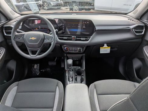 New 2026 Chevrolet TrailBlazer LT w/ LPO, Blackout Package FWD image 24