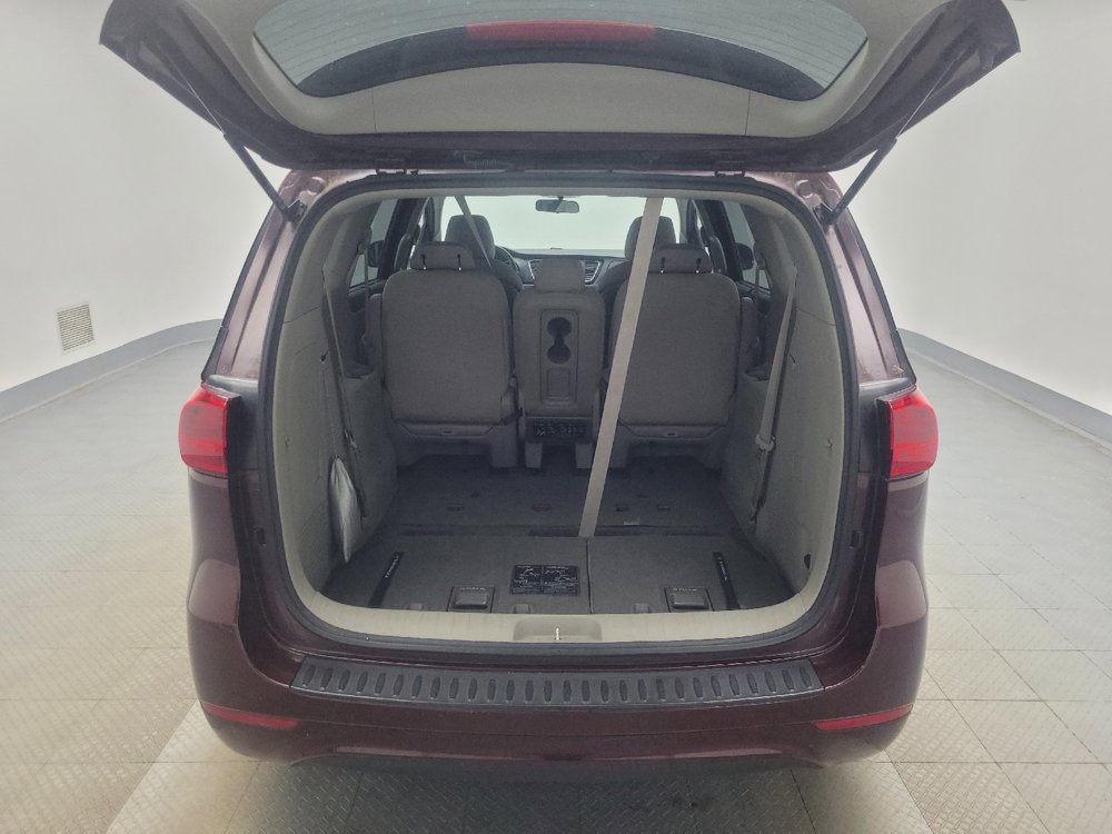 Used 2015 Kia Sedona LX w/ LX Convenience Package FWD image 29