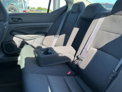 Used 2025 Nissan Altima 2.5 SV FWD image 23
