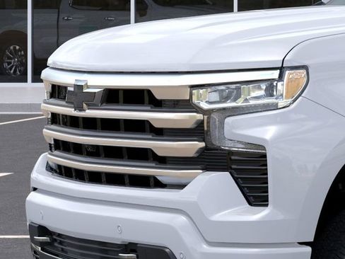 New 2026 Chevrolet Silverado 1500 High Country AWD/4WD image 13