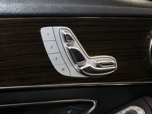 Used 2019 Mercedes-Benz C 300 Sedan image 36