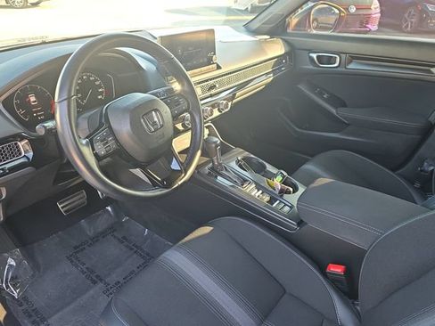 Used 2023 Honda Civic Sport image 11