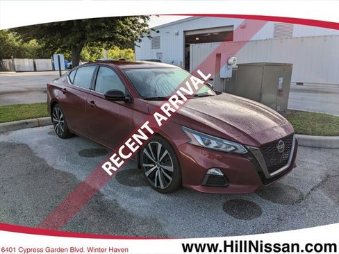 Certified 2019 Nissan Altima 2.5 SR image 1