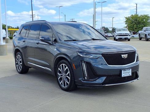 Used 2021 Cadillac XT6 Sport image 7