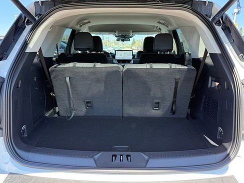 New 2026 Ford Explorer Active image 4