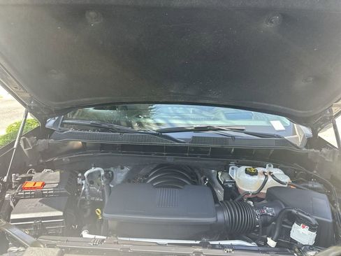 Used 2022 Chevrolet Silverado 1500 High Country w/ Technology Package image 28