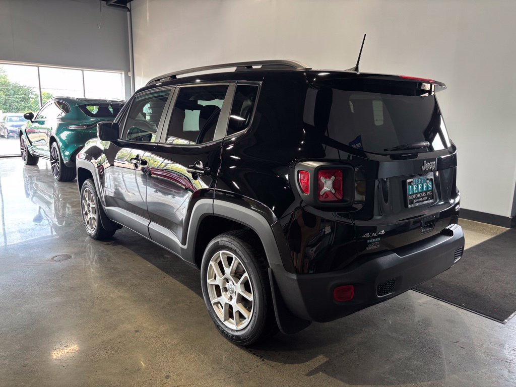 Used 2020 Jeep Renegade Latitude w/ Cold Weather Group AWD/4WD image 8