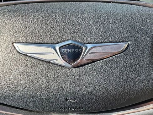 Used 2022 Genesis GV80 3.5T Advanced + image 34