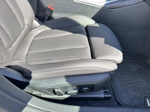 Used 2025 BMW i4 xDrive40i image 12