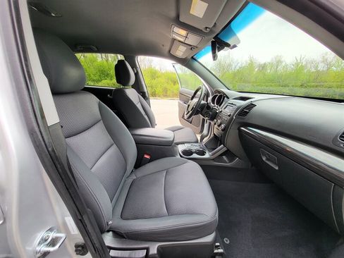 Used 2012 Kia Sorento LX w/ Convenience Pkg FWD image 22