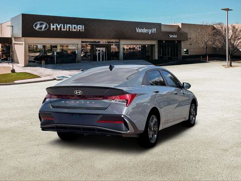 New 2026 Hyundai Elantra SEL Sport Premium FWD image 7
