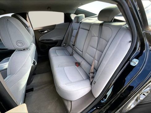Used 2023 Chevrolet Malibu LT image 21