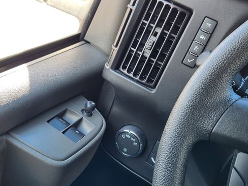 Used 2024 Chevrolet Express 2500 w/ Driver Convenience Package image 12