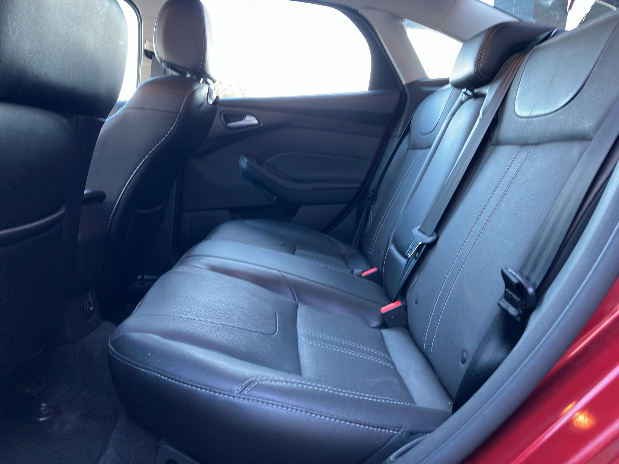 Used 2014 Ford Focus SE w/ Equipment Group 201A FWD image 20