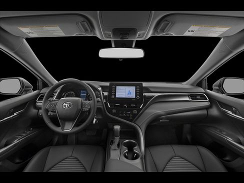 Used 2021 Toyota Camry SE w/ Cold Weather Package FWD image 96