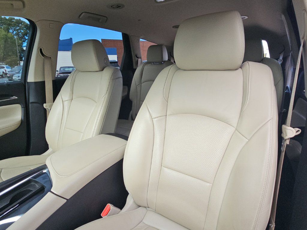 Used 2019 Buick Enclave Essence FWD image 21