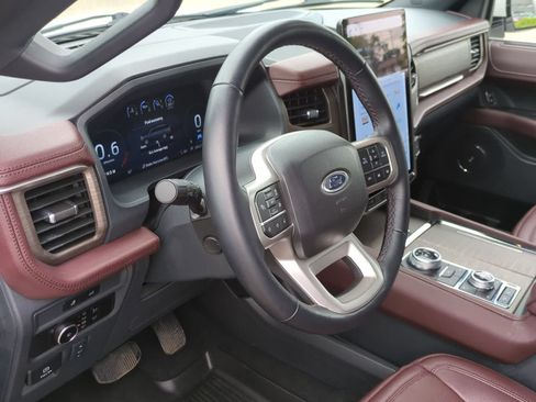 Used 2024 Ford Expedition Max Limited w/ Excursion Package AWD/4WD image 10