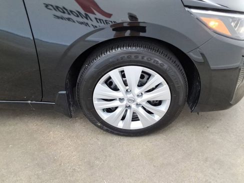 Used 2025 Nissan Sentra S FWD image 22