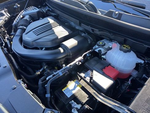 Used 2025 GMC Acadia Denali w/ Super Cruise Package image 26